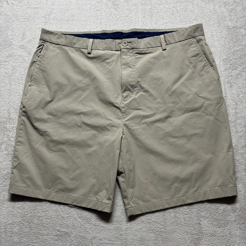 Vineyard Vines Shorts Mens 44 On-The-Go Short Khaki Stretch Performance EUC